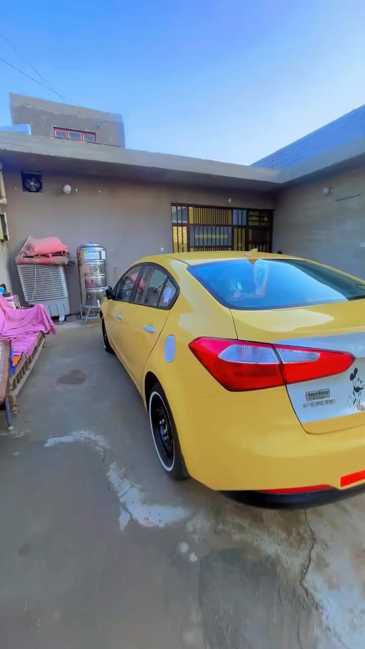 ***********/سلام عليكوفورتي للبيع 15عنوان بغداد حيوراسعر 130وبيهه مجال
