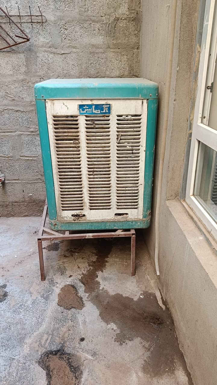 مبردة ازماش للبيع شغال مكاني كركوك حي الواسطي  السعر 50 بيها مجال اتصال ع الرقم ***********
