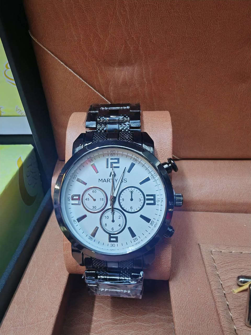 #تخفيضات 🥳🥳
#ساعات رجالية ونسائية السعر8 الف فقط 
#متوفر بكمية محدودة 
#مكتبة ن والقلم✍💼
#زورونا 🥳🥳🥳🥳
#المكان مجمع نخبة بسماية الطبي 
#هدايا ألعاب لوازم دراسية طباعة كبس هويات حجوزات الكترونية 
***********📞 للحجز والتواصل
