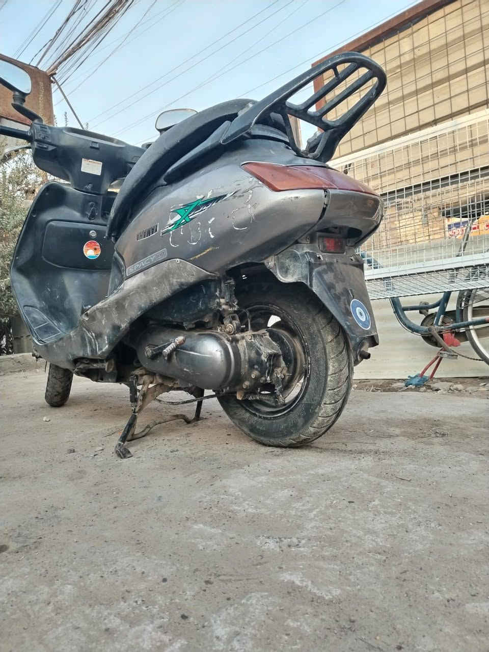 سلام عليكم دراجه سبيسي سرعه ١٠٠ ياباني شغاله كامله مكمله سعر ٢١٠  مكاني بغداد مدينة الصدر  ***********
