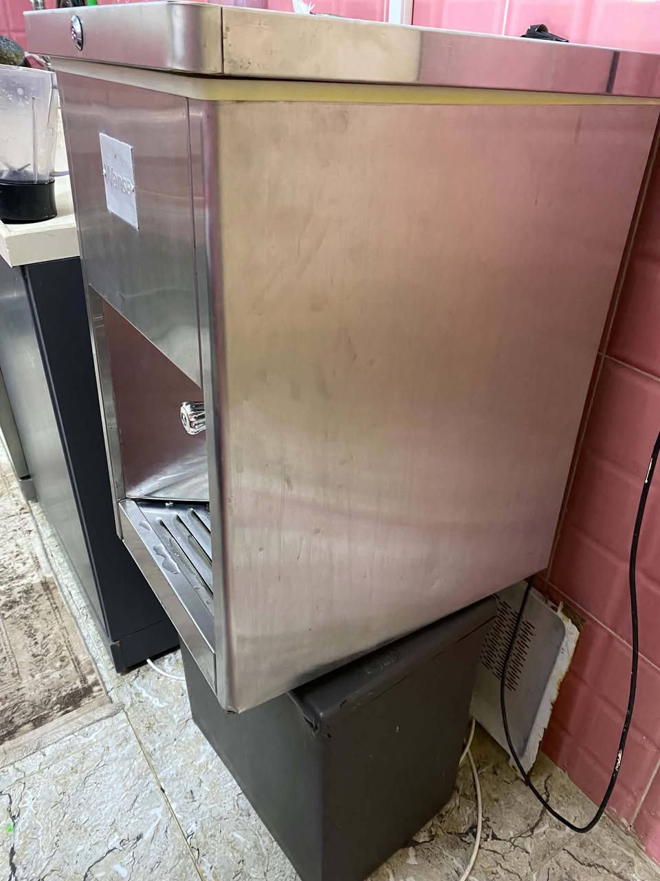 براد ماء شرط الفحص
السعر//100 الف
كربلاء حي السلام 
للاستفسار مراسله خاص


**إذا كنت صاحب هذا الإعلان وتريد حذفه لأي سبب، رجاءا أرسل رسالة إلى الدعم الفني**