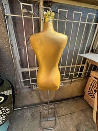 ملكانات ٢ • ستاندات ٨ زوجي • بغداد