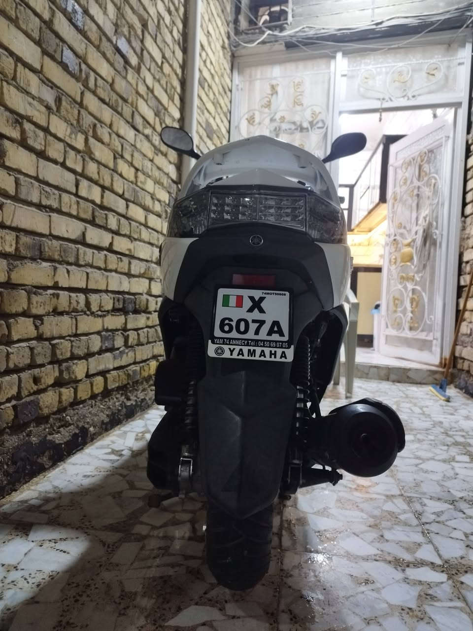 سكنس لد جديده بمعنه الكلمه مامستخدمه شي قليل المكان بابل ***********
