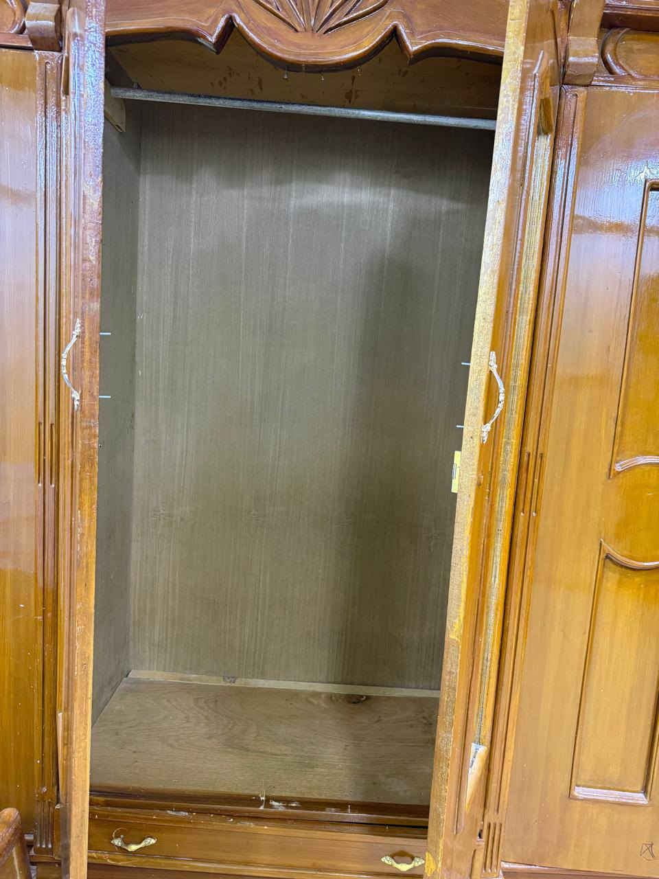 غرفه تزكام  نظيفه يردون 800 بيه مجال قليل  مكانه البصر


**إذا كنت صاحب هذا الإعلان وتريد حذفه لأي سبب، رجاءا أرسل رسالة إلى الدعم الفني**