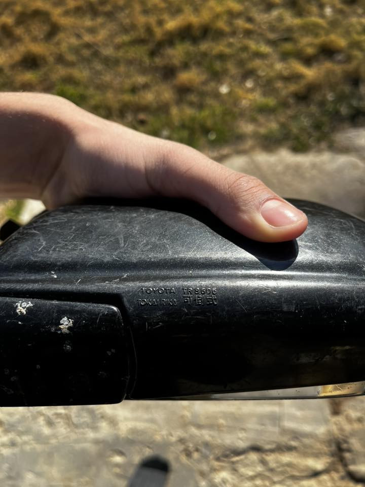 سلام عليكم زوج مري اصلي سيدان لوك عليهن ختم تويوتا كهرباءيات سعر قيم وخذ وهاذ رقمي ***********
