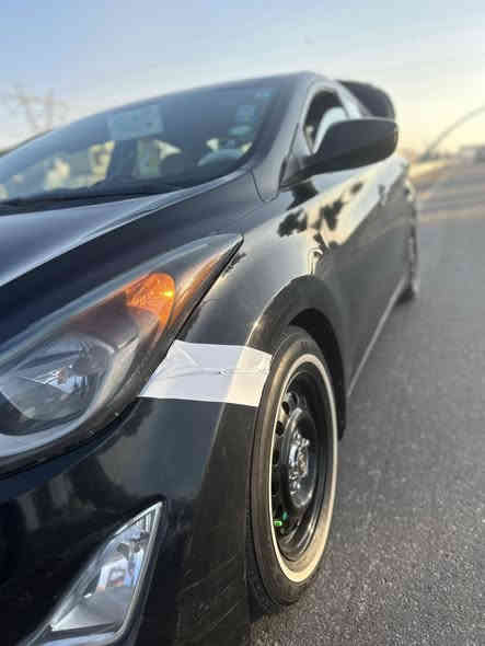 السلام عليكم 
النترا موديل 2016
وارد أمريكي حادثها صندوك وجاملغ وبيها بدواخل 
منزل سونار بالمنشور وكلشي مبين بي 
مواصفات النترا العاديه 
كير مكينه مكفولات 
هزه ورقم وسنويه باسمي وجديدات شرط تحويل 
سعرها 113 وبيها مجال 
مكانها بغداد الحسينيه 
الاستفسار ***********
