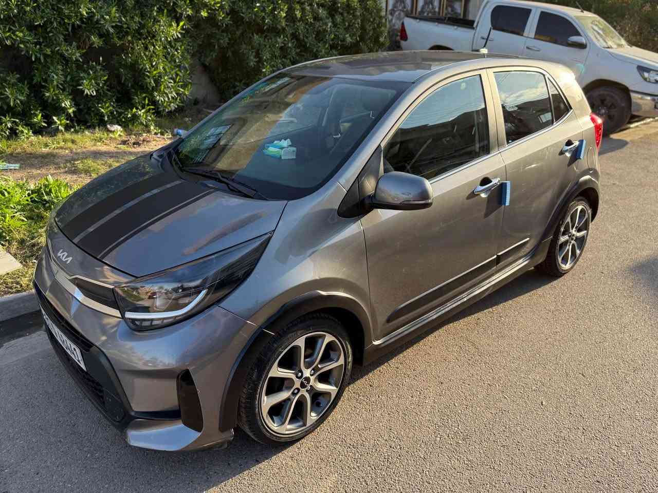 السلام عليكم 

كيا بيكانتو Xline وارد كوري تجي فل مواصفات موديل 2022 فل مواصفات عدى الفتحه بيها صبغ بنيد فقط  ومقدمة الشاصي الايمن راجع بارد لا صبغ ولا حمي ولا معجون وموجود بالسونار مكينه 4 سلندر 1.4 MPI كير 5 نمر  ماشيه 83 كيلو متر مناقصها اي شي رقم بغداد الجديد بأسمي عارضها ب 100 وبيها مجاال بسسسسيط رقمي ***********

مكاني بغداد / حي الجهاد 

مواصفاتها : 

* كشنات جلد 
* شاشه أندرويد 
* رادار امامي 
* تنبيه مغادرة المسار 
* حساسات خلفيه 
* مريه الجانبيه شفط 
* الستيرن فل تحكم 4 جهات 
* شاشة كيا ترحيب 
* بصمة تشغل + أبواب + صندوك 
* لد نهاري امامي 
* بك لايت لد بغداد, العراق
