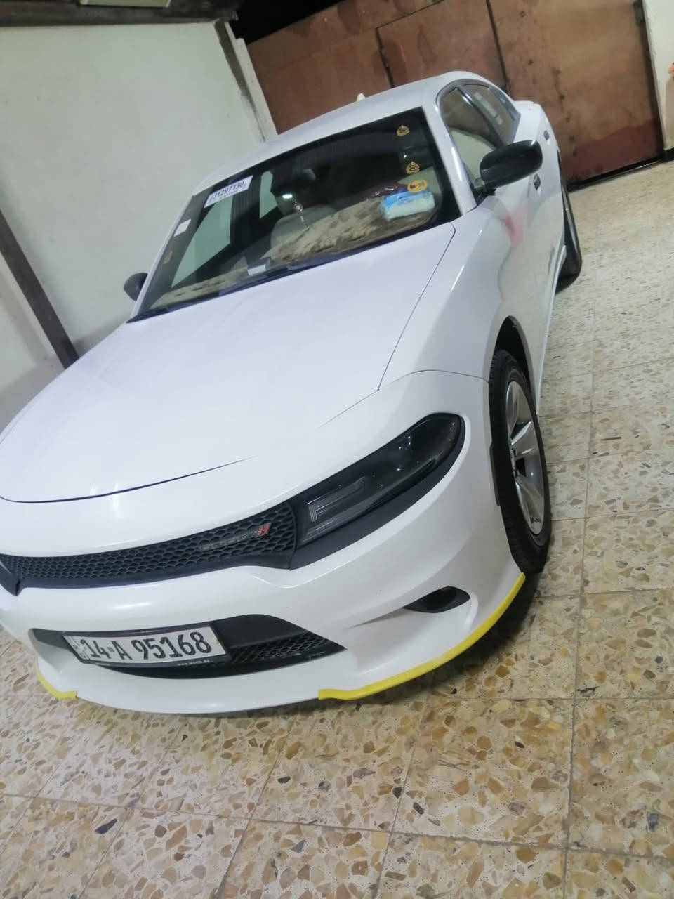 سلام عليكم شباب جاجر مديل 15 بصره بسمي مثل ماواضح بل صوره وسونار ناشره يمك العنوان سياره بصره سعر 175 وبيه مجال رقم التلفون ***********
