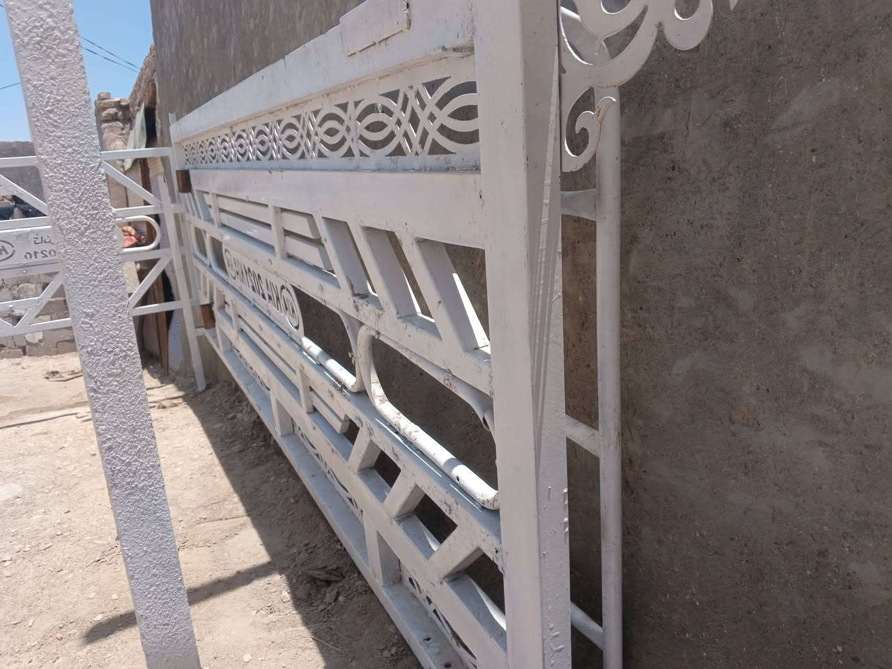 محجر فحل شغل الصويره جديد
مكانه بالقاسم خابر وتدلل ***********
