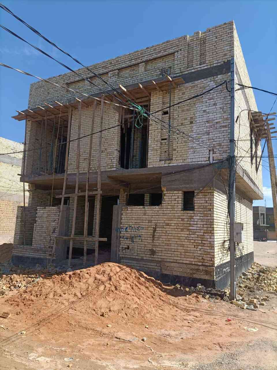 صباح الخير ~ جمعة مباركة 

 هيكل للبيع في #حـي_النداء
 
خريطة بإشراف هندسـي 

مساحة الدار  100م  مربعة (10*10)  ✨
ركن  شارع 12 مفتوح على شارع المجمعات
طابقين (4) غرف ، استقبال ، صاله ، مطبخ ، صحيات

السعر الكلي 85 مع المجال ✨✨✨

للاستفسار اكثر تواصل معنا ع الرقم👇🏻

***********  (يتوفر واتساب)
