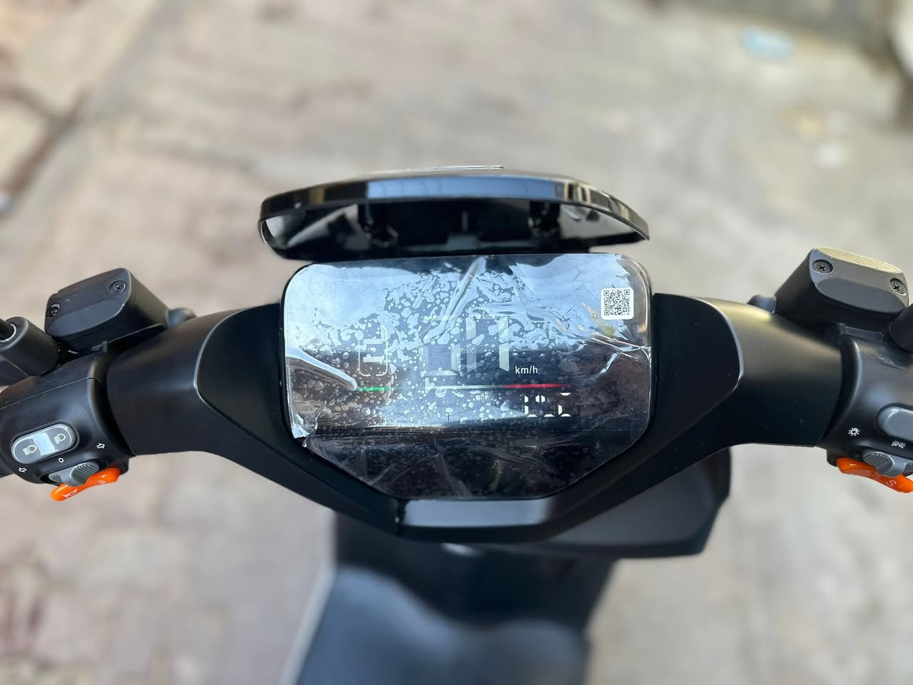 السلام عليكم 
دراجه شحن للبيع جديدة شرط بدون شخط
6 بطاريات 23 انبير
ابريك دسك امامي خلفي + نظام اي بي اس 
بصمه وتشغيل عن بعد 
نضام حماية سرقه 
سرعه 3 وضعيات 
سرعه 60 كم
السعر 950 الف 
ملاحظة… خاص غير متواجد 
👇
للتواصل مع رقم *********** واتساب
