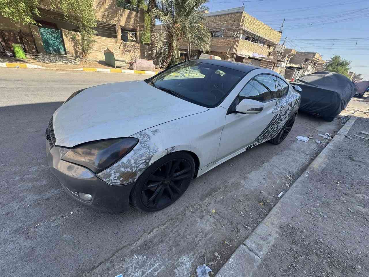 سلام عليكم شباب موديل 2011 RS
3800 v6 
كير عادي 
كير عادي 
السيارة مثل ما موضحه بالصور محتاجه ترتيب 
ابيع حزاااام 
السيارة بيه مشكلة بالكير ع الاغلب العمبار 
لان تاخذ نمرة وره فتره تجلب النمرة 
التبريد ساكت (كمبريسر ) 
صدرها ٨٠٪؜

***********
