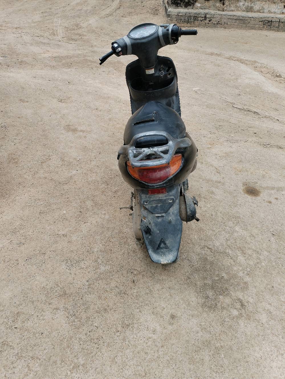 دراجة اكزز بيه نواقص بسيطة 
شغالة بس هندر والهندر مالته ثگيل  عوزة تبديل سبرنك 