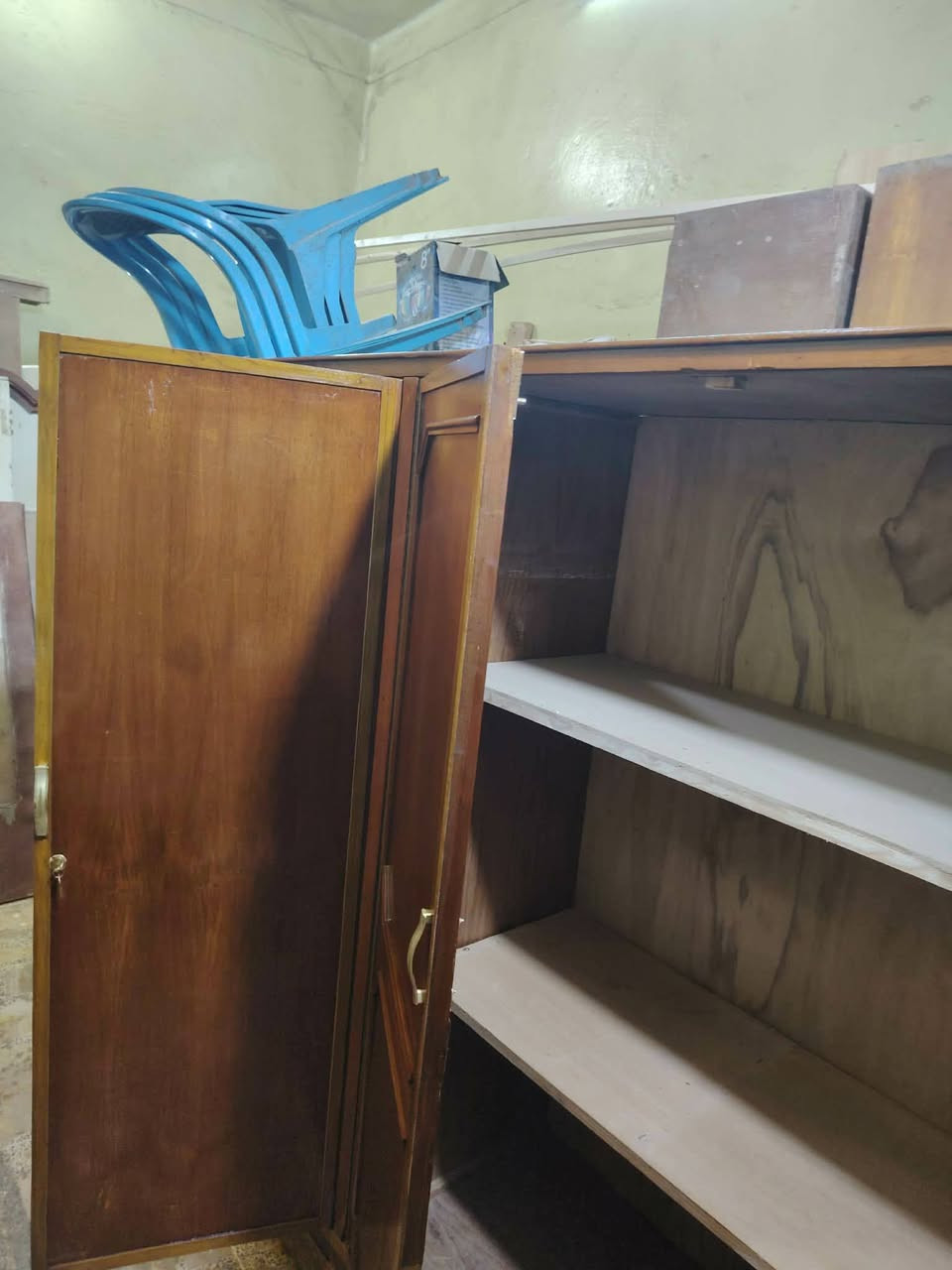 كنتور ابو الخمسه باب تزكام نجارة بيبان عالية الظهر جرجوبه ثكيل جدا الداخل والخارج صاج السعر 350 العنوان الكوت سوق القصابين


**إذا كنت صاحب هذا الإعلان وتريد حذفه لأي سبب، رجاءا أرسل رسالة إلى الدعم الفني**