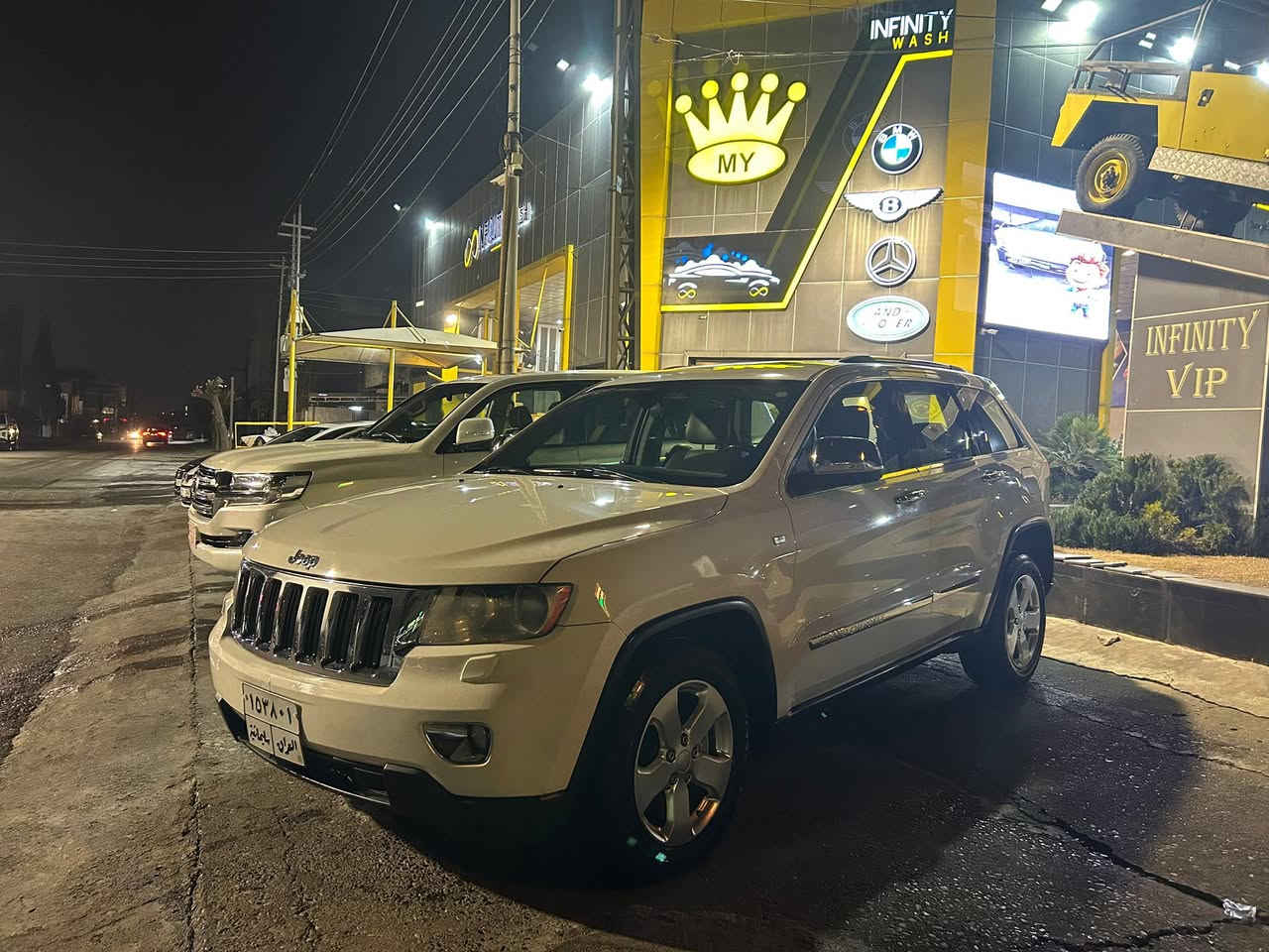 🇺🇸 Jeep Grand Cherokee 2012 (V6) بۆ فرۆشتن
پاک و توندو تول
• مۆدێل: 2012

• بزوێنەر (مەکینە): V6 (شەش پستۆن، هاوشێوەی کاتژمێر کاردەکات)
• سەقف: سڵاید (فتحة)
• گێڕ و دەبڵ ئەکسل: گێڕ ئۆتۆماتیک، دەبڵ ئەکسل بەشەرت (بۆ هەر شوێنێکی سەخت)
• مواسەفات: ڤۆلیۆم (کۆنترۆڵی سەر سوکان)، شاشە، ناو زەرد، هەموو گیانی بەشەرت.
• بۆیاخ: یەک پارچە و نیو بۆیاخی هەیە (بێ ژوورێ، شاسی و تەقین بێ کێشە).
• تەقە و ڕەقە: بەشەرت، زۆر توندوتۆڵە و یەک دینار مەسرەفی نییە.
💵 نرخ: 170 وەرەقە ($17,000) و مەمەڵەیەکی کەم.
📍 شوێن: سلێمانی
📞 بۆ پەیوەندی: ***********
