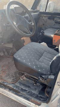 للبيع كالوبر تك باب
كير محرك شرط 

تبريد شغال 

رقم بغداد بسمي مشروع وطني 

سعر 35

مكاني تكريت صلاح الدين 

***********
