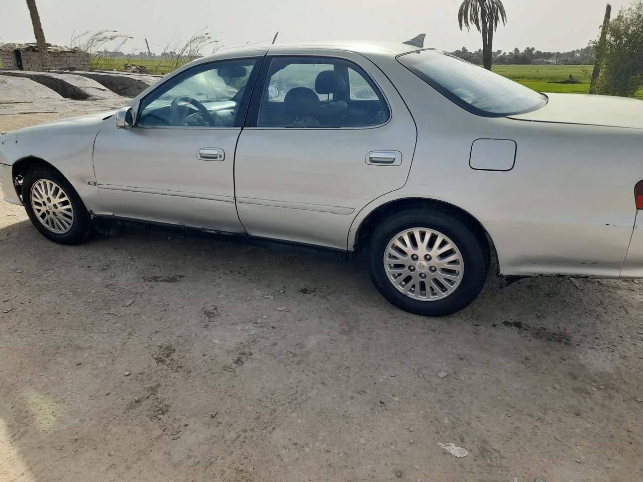 السلام عليكم كرستا للبيع موديل 94 رقم بغداد  مكينه ونجي سياره كلشي معايزه جاهزه مكفوله من الكص والنقل الجثه ومن الضربه لقويه السعر 47 وبيه مجال  *********** مكان السياره نجف
