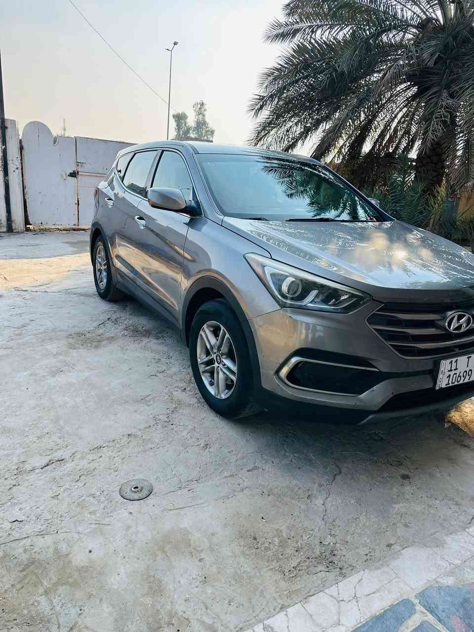 السلام عليكم/ سنتافي موديل ١٧ رقم بغداد باسمي وارد أمريكي حادث صبغ بابين بأمريكا .السونار مرفق بالصور والباقي مكفوله  مكينه 4 سلندر سياره جاهزه من كلشي سعرها ١٤٠بيع او مراوس كيا فحل  عنواني بغداد الشعله. التواصل *********** موجود واتساب
