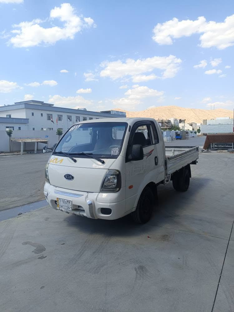 بەناوی  خودای گەورە  بڕاوەی دوبەی ٣٠٠٠  مەکینە ڕەشی مەرغوب ٦ گێڕ گێڕو مەکینە و ئەکسل بەشەرت
*********** رانية, السليمانية

