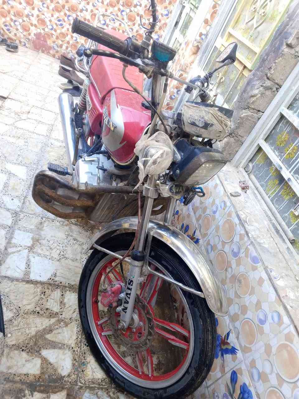 دراجة سيفان 2023 نضيفة 5 گير مامفتوح بيها برغي اوراق كاملة السعر 550 الف المكان بغداد مدينة الصدر حي طارق الرقم ***********
