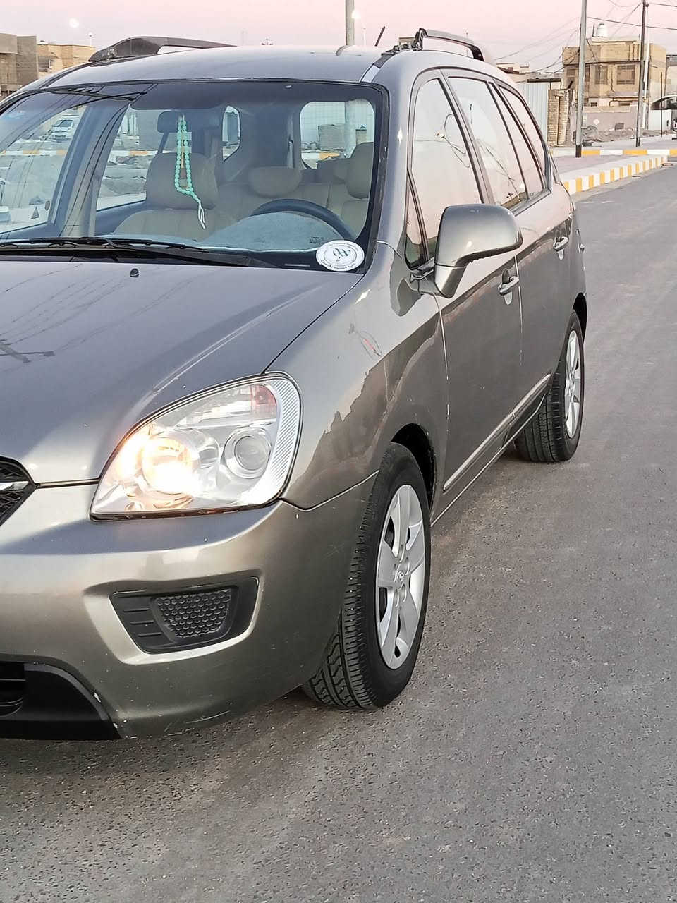 مكلف بالنشر للاستفسار (***********) ناصرية مركز السلام عليكم شباب كيا راوند وارد امريكي موديل 2009 هزه وسنويه 2028 ضرر جاملغ وبنيد ورش احزام جاهزه مكينه دوش 2000كير اوتوماتيك 7 راكب حداديه كهربائيات تبريد شرط سعر 95$ بيها مجال
