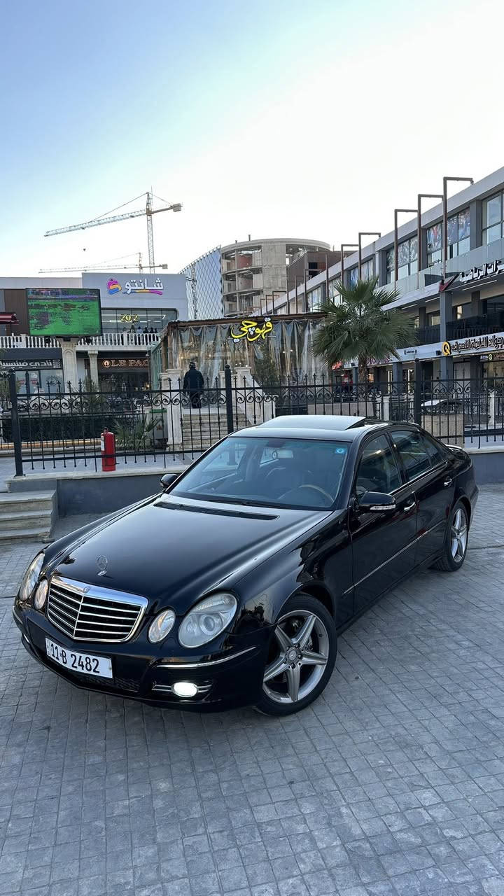 السلام عليكم
للبيع او مراوس
مارسدس W211 E350 موديل 2007
افنكارد فول للاخير موضح تفاصيل بلصور
مصبوغه عام من بره بيهه طخه بسيطه جوه اللايت الامامي جهه الصدر  
كير مكينه صدر تبريد كهربائيات جاهزه
السعر 133 وبيهه مجال بسيط بعد المعاينه والفحص
مكاني بغداد الحرية
***********
