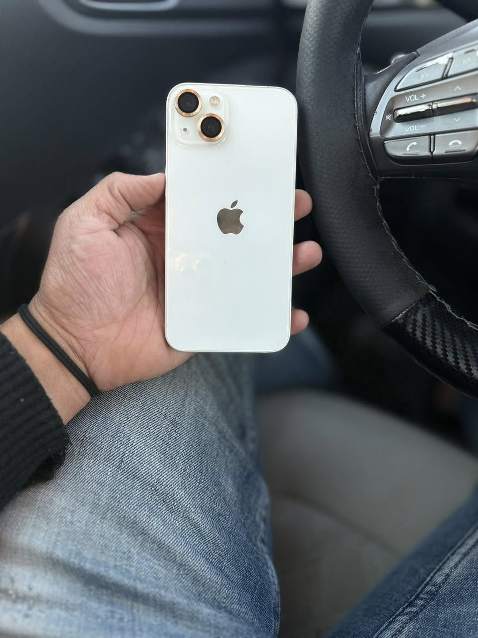 13 عادي
ذاكره 128
بطاريه83‎%‎
وتر بروف التلفون شخط مابي
حيل جديد 
السعر 440 وبي مجال 
مكاني بغداد
***********
