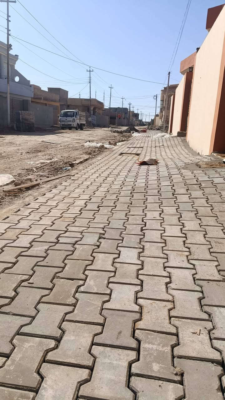 اسلام عليكم  عمل انوع المقرنص
عضم +طابوكه +چكليته 
نشتغل احواش بيت نشتغل شوارع
نشتغل مزارع شعندك نشتغل 
عمل ساقيه ±عمل كربستون. 
نشتغل كرسته وعمل ونشتغل قطعي ونشتغل ع متر 
هات*********** سيمكرت وتساب
