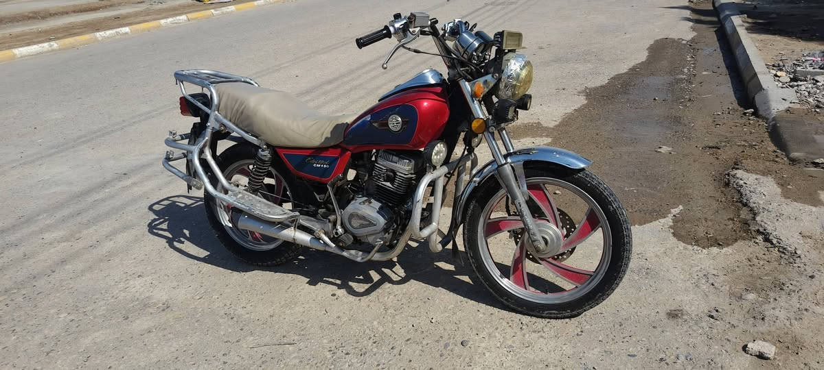 السلام عليكم دراجه جوندا للبيع دراجه خير من الله كهربائيات شغاله بس سلف عاوزه باتري دراجه ما ناقصها شي بسعر 450 اوراق اصولي ***********
