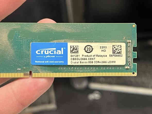 السلام عليكم عدي ذن الحاسبات ابيع شلع كلهن وية غراضهن سعر القطعة 300 وبيهة مجال قليل عدد 6 قطع وياهن يوبس وجهاز ربط سيرفر رقمي ***********
