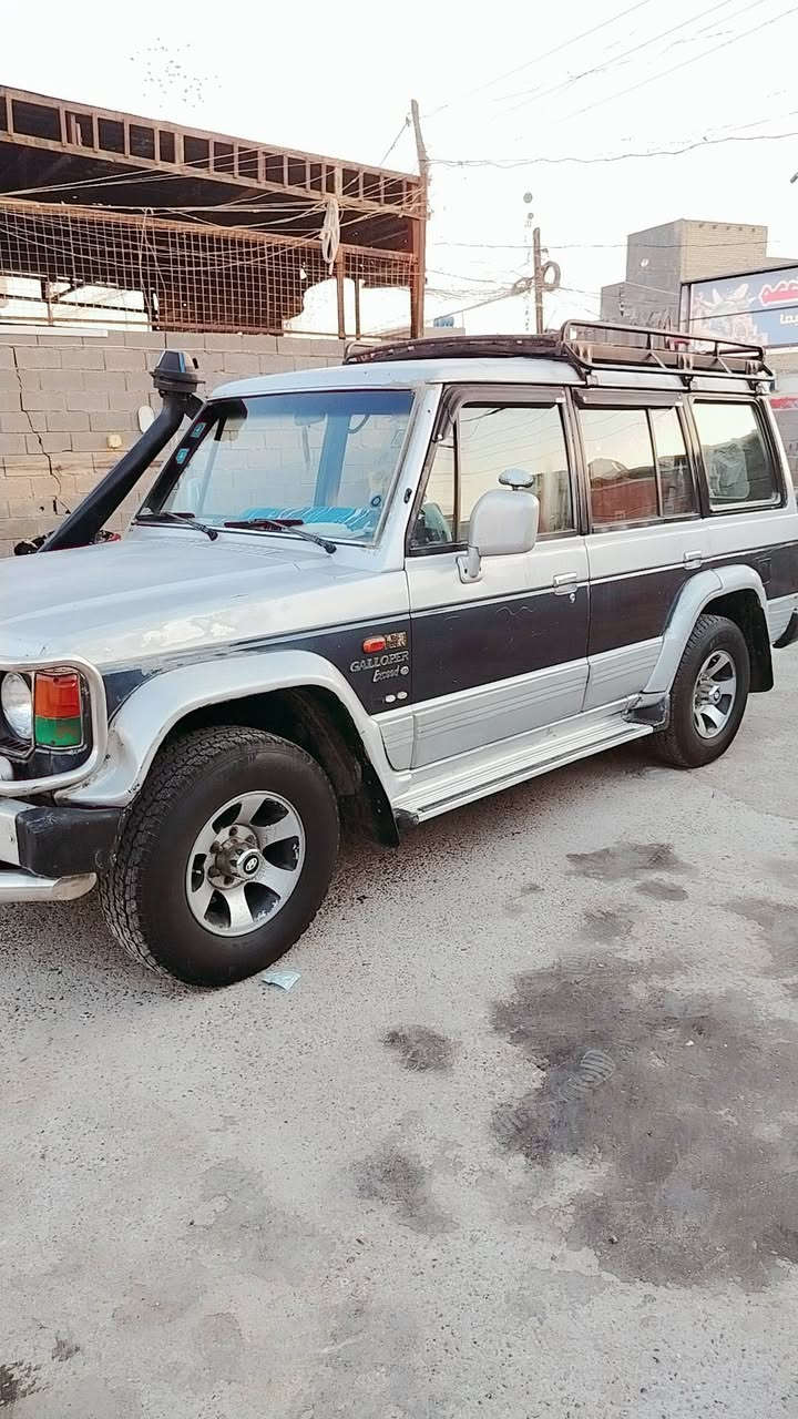 كالوبر 93 مكينه ففتي 2500 بيهه لا ستيك ولف ونبخر الصبح السياره جاهزه من كلشي تايرات كهربائيات دوشمه سدر مدينه الصدر السعر 53 وبيهه مجال ***********
