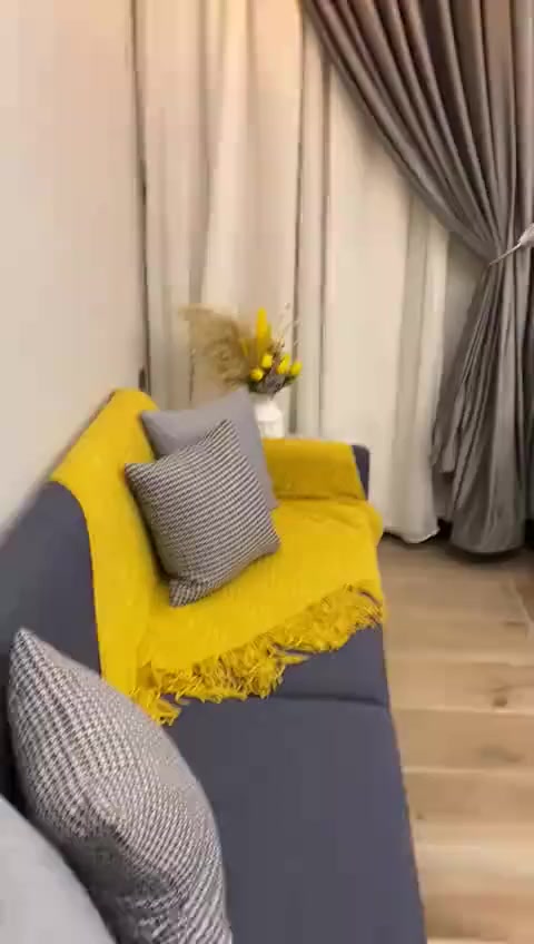 مكتب حلم للتطوير العقاري 
شقه مؤثثة للايجار بمليون تحتوي على غرفتين نوم وصاله وخدمات عنوان الشقه الاعضمية شارع قاسم أبو الكص للاتصال ***********
