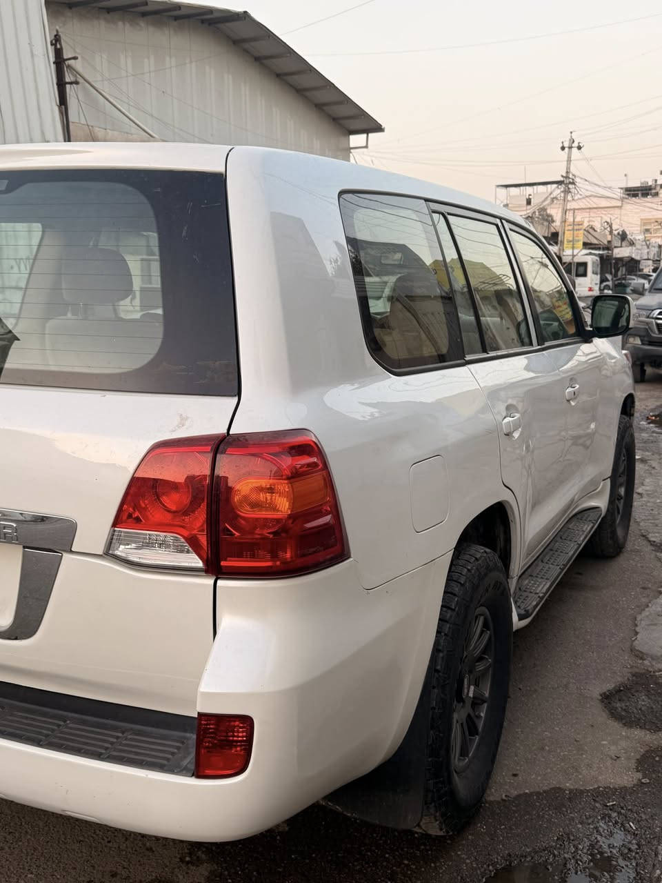 لاندكروز 2013 قبل جانت درع ورجعته عاديه  
محرك كاز 8 سلندر 
السياره جاهزه صبغ احزام بدون حادث 
صدر امامي خلفي جديد 
تخم تاير 
رقم ربصرة تحريل ثاني يوم 
 السعر 29 الف 
***********
