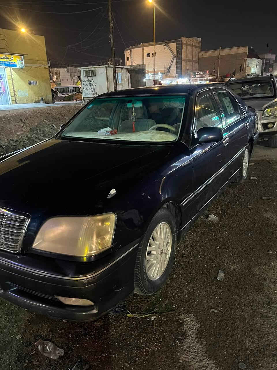 ملكه للبيع فقط
رقم بصره راعيها موجود يريد تحويل سنويه 2030 هزه بعدها 
مكينتها  vvt2500 تسجيل جديد قرار 48 سياره جاهزه تبريد شاشه ما ناقصها شي سياره مكفوله ما عده (كصه قماره ) 
عنوان البصره معقل رقم مبايل ***********
غير متواجد ع فيسبوك
