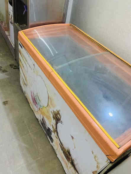 كلمن وسعره شغالات كل ضرر مابيهن 
*********** حله مقابل مستشفى الولاده
