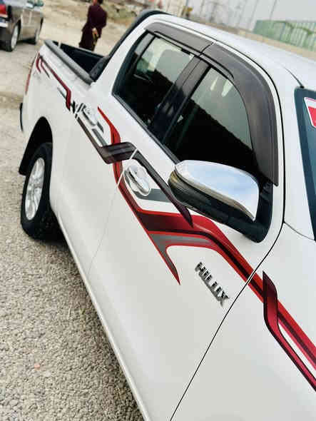 فلاونزه 2021 مكفولة كفالة عامه ماشيه 90 فول مواصفات كير اوتوماتيك بصمة ابواب+ بصمة تشغيل تبريد قطعتين + تبريد كشنات مثبت سرعه شاشه وكامره سبير مانازل رقم اربيل دولي تريد وكالة تريد تحويل مكان السياره ناصرية السعر 275 وبيهه مجال
رقم الهاتف
 ‭0778 051 2555‬
***********
