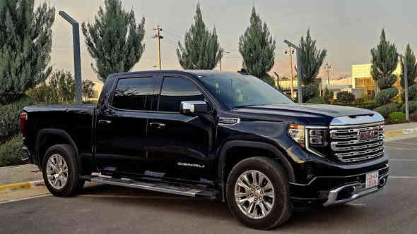 جی ئێمسی سێرا
مۆدێل ٢٠٢٤ 
مواسەفات دیناڵی 

کامێرا ٣٦٠ / کوشن جلد / کوشن خەزن / کوشن ساردو گەرم / کوشن هەزە / راداری ٣٦٠ / دەبل ئەکسل 
زۆر مواسەفاتی تر تەنها سلایت و دۆسە کارەبای نیە 
تەنها یەک پەڵە بۆیاخی ئێرباگی سوکانی و شان تەقیوە گۆڕاوە بە بیلادی ٢٧٠٠٠ مایل ڕۆشتوە 
سعر ٤٤٠ 
***********
