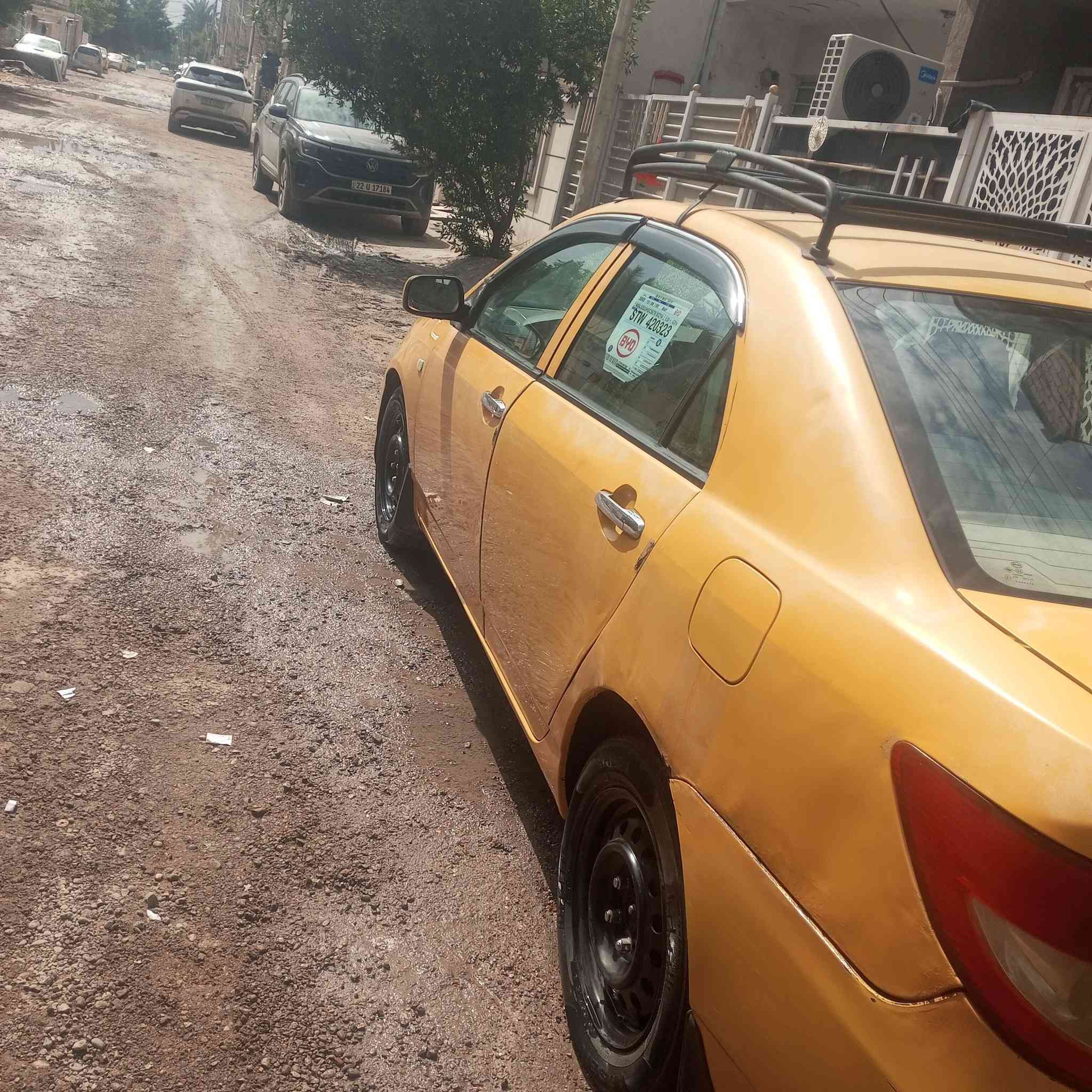 السلام عليكم عندي بي واي دي إف 3للبيع كير أوتوماتيك محرك كير لانسر ياباني موديل 12 السعر 42 ورقة اوبيها مجال بسيط رقم الهاتف ***********
