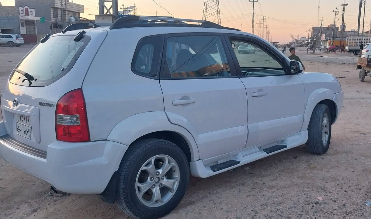 هونداي توكسان ٢٠٠٩ خليجي اربيل جاهزه مكينه كير تبريد
صبغ احزام بدون معجون وبدون ضربه قويه  او تجيه ***********

***********

السعر ٩٣ مكان السياره كربلاء
