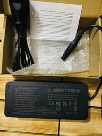 شاحن سكوتر • ١٥ • توصيل