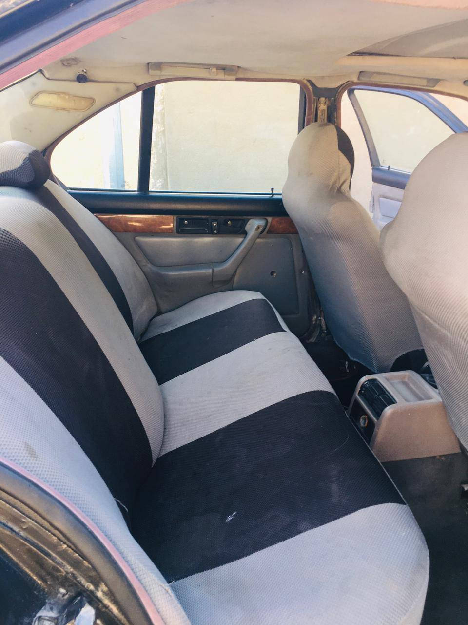 بي ام 525 موديل 1990 اصل بليته وسنويه
كير عُاَدّيَےّ  مكينه مفتوح 
كير ومكينه كفاله حداديه 80% 
تبريد مفصول رقم نجف داخل اسود ورصاصي شاشه كار بلي
فتحه سقف جام اوتو كشنات كهربائي بيها تكحيل خفيف واضحات بلصور  تريد تحويل وكاله جاهز السعر 37$ وبيها مجال
موجودة داخل كربلاء 
+964 782 879 6150
