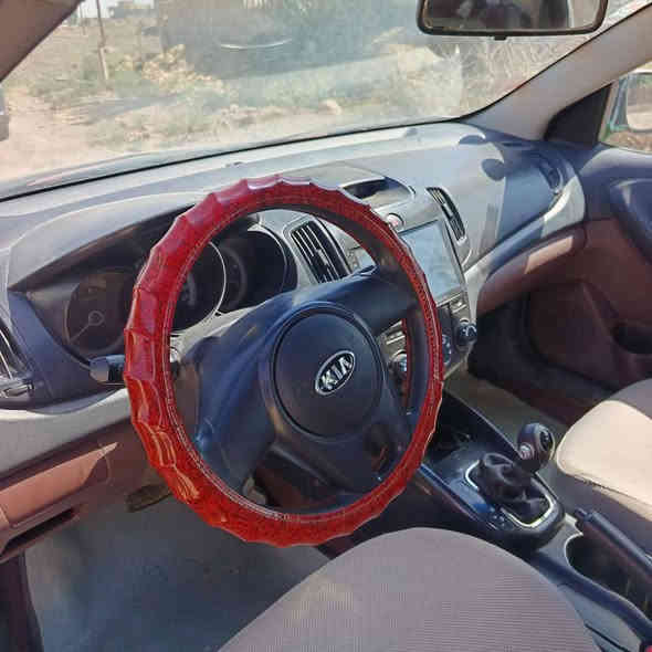 سيراتو 11 رقم سليمانيه بيه ثلاث قطع رش بدون داخل سنويه منتهيه كير ومكينه حاويه جديده تخم تاير جديد بيع أو مراوس حسب القناعة السعر88 وبيه مجال واسط الزبيديه الاتصال على الرقم ***********
