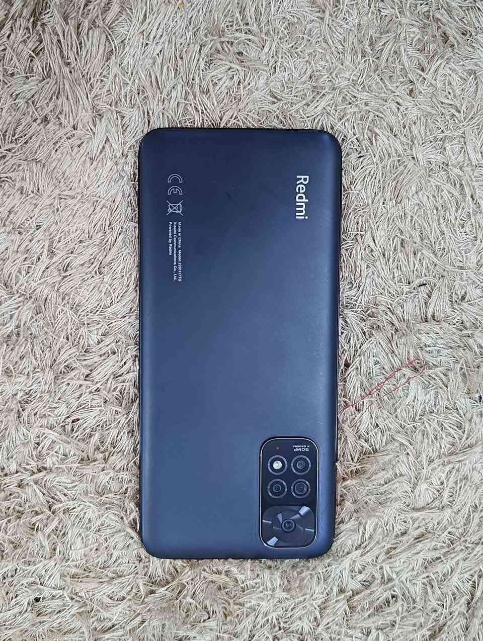 ريدمي  نوت 11 
ذاكرة 128 
شاشة اموليد 90 HZ 
بطارية 5000 ملي امبير 
يدعم شريحتين + شريحة ميموري خارجية
رام داخلي 6 گيگابايت
يدعم ببجي 30 فريم 
نظافة الجهاز 95% 
السعر 150 الف 
التواصل واتساب : *********** 
*********** كركوك, العراق
