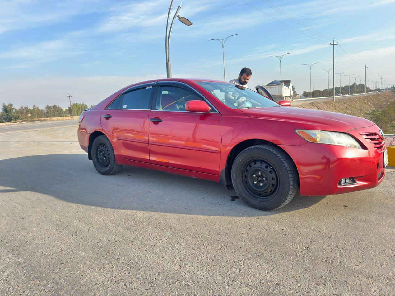 السلام عليكم
السعر 97

السياره كامري 2010  وارد امريكي 

رقم صلاح الدين شرط التحويل والغرامات 

محرگ گير بل شرط 

صدر امامي خلفي كلو جديد 

كهربائيات كلهه شغاله 

تايرات جدد 

سياره بيهه بس ربع البنيد صبغ  ( السياره مكفوله من الداخل والشواصي ) 

مكان السياره صلاح الدين العلم 

السعر 97وبيهه مجال 

اي استفسار اتصل بل رقم 

*********** 

وحياكم الله 

ملاحضه . ( بيع نقد فقط لا وعده ولا قسط )
