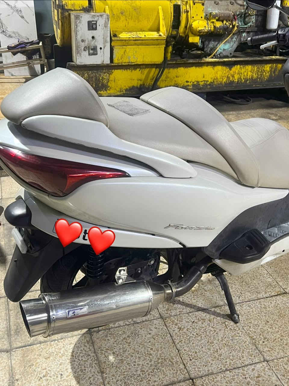 فورزه08للبيع
عميه بلاد لون صدفي
بيه ملاحضات موجوده بل صور
تدفيه مال يد
الدراجه مناقصه ولاشي 
شرط جويتر ومحرك ممفتوحات
وجه بومه 
صلنصه رياضي
مكاني موصل 
السعر مليون 200


**إذا كنت صاحب هذا الإعلان وتريد حذفه لأي سبب، رجاءا أرسل رسالة إلى الدعم الفني**