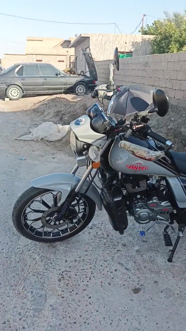 السلام عليكم يوجد دراجه نوع هيوشه موديل ٢٠٢٥للبيع السعر مليون وميه وخمسة وعشرون وبيها مجال مكاني قضاء الحويجة 
للاستفسار الاتصال ع هذا الرقم *********** وغير متواجد ع الفيس
