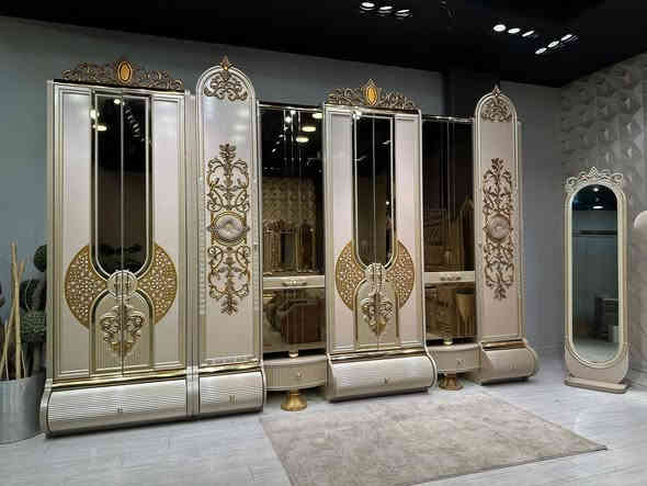 ✨ موديلات كلاسيك لشتاء 2026 ✨
فخامة ✨ ألوان جذابة ✨ جودة عالية ✨
تصاميم راقية بلمسة حديثة تناسب كل الأذواق.

🧵 إنتاج مميز ومتين
استقبال موسم الشتاء بأجمل الموديلات… ما عليكم غير تختارون 🤍

🚚 التوصيل لكل محافظات العراق
🎁 الشد مجاني
💰 والنقل بأجور رمزية حسب المكان

📞 للطلب والاستفسار:
***********
7808670666
