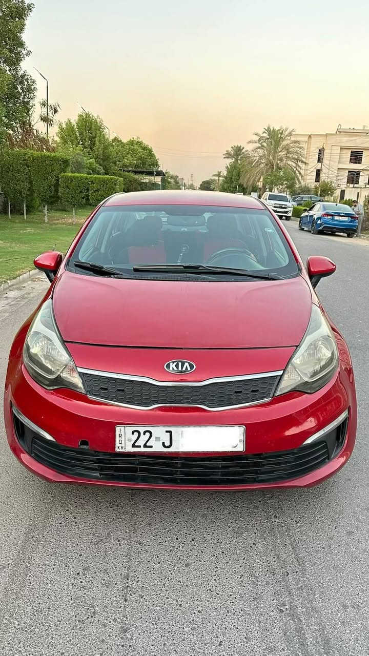 كيا ريو موديل ٢٠١٧ امريكيه هزه وسنويه والرقم الجديد بأسمي لحد ٢٠٣٠ تحكمات ستيرن شاشه كامره خلفيه لايت زنون حجم محرك ١٦٠٠ كير صدر تبريد جدد صبغ فقط البنيد والباقي مكفول سعر  ٨٨  ورقه الاتصال  ***********  بغداد حي الجامعه
