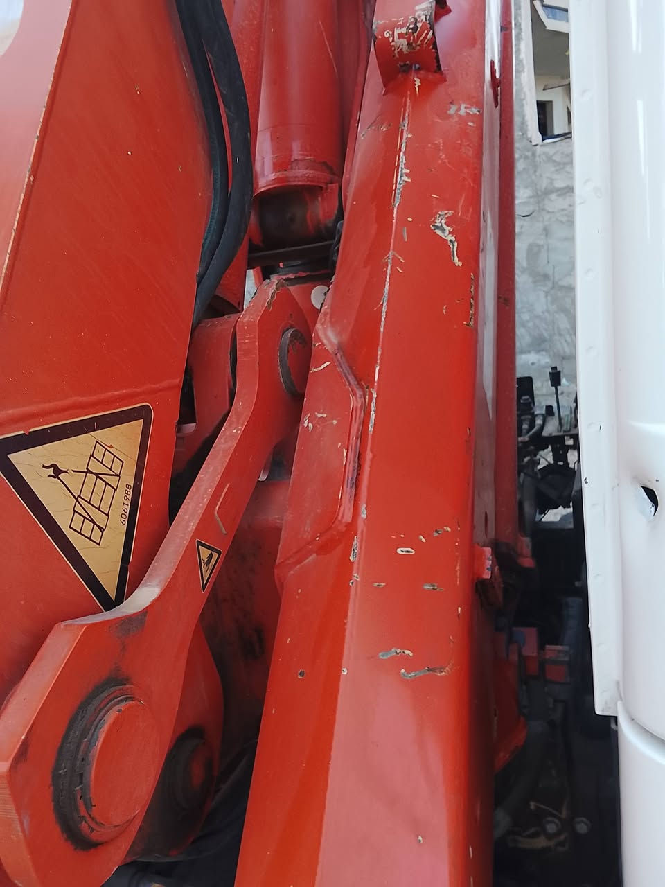 جهاز كرين اطلس موديل 2005جهاز مكفول من الفطر والكسر جهاز 3سلايتات مخالف مخالف دبل طلقه جكات جهاز سته ونص اتصال ***********
