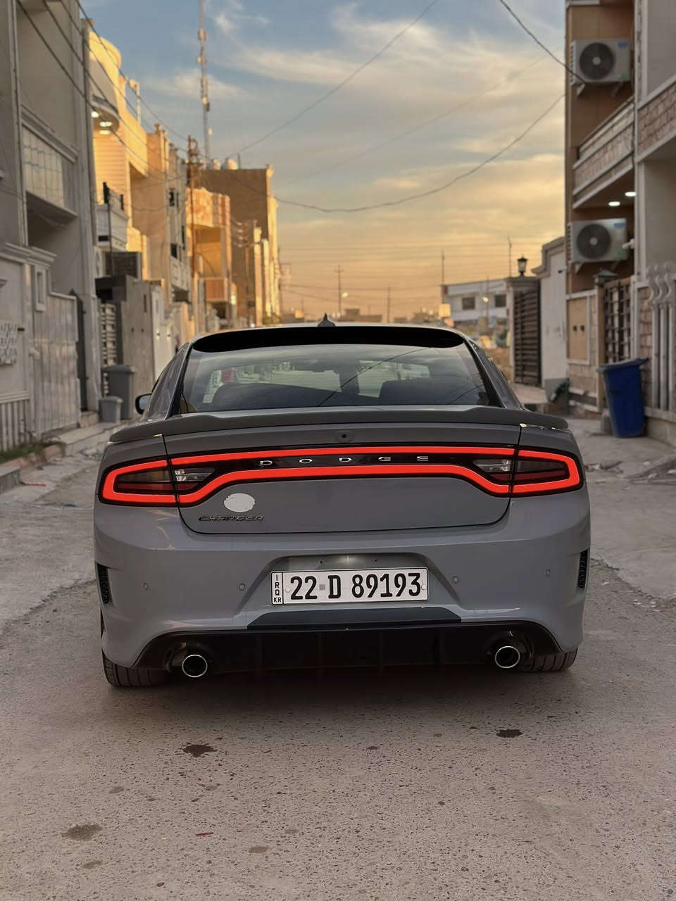 جارجر 2021 GT  
لون سموك وليس سمنتي مميز جداً وقليل موجود منة
الموديل :2021  
العداد : 97 كيلو
المحرك : V6.  3.6L 
 حادثها بابتين باب مبدل نفس الون وباب مصبوغ بدون دواخل نهائياً
لغد شاصي كير مكينة كفالة
بدون ايرباك 
المواصفات :
* نسخة GT
موصفات السياره شفتات ستيرن 
تحكمات ستيرن 
* كشنات حضن جلد لون احمر 
* مصابيح أمامية زنون . 
* كشافات الضباب زنون . 
* المصابيح الأمامية مع LED . 
* حساسات . 
* شاشه كبيرة مع نظام ملاحة نفكيشن GPS .
* الشاشة مع اوپشنات . 
* سستم صوت الپاين .
* ويل قياس 20 انج . 
* تشغيل عن بعد . 
* محدد سرعة . 
* تلفون بلوتوث . 
* كاميرا خلفية .
* مرايا متحسسة للاضاءة العالية .
* . 
* دخول ذكي (بصمة) .

مكانها:بغداد الدوره 
السعر:240 وبيها مجال
للاستفسار: ***********
